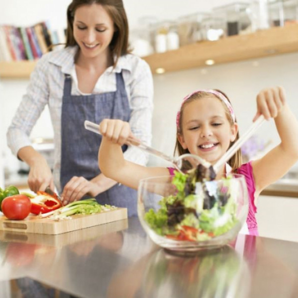 Principiile de baza ale alimentatiei sanatoase la copil si adolescent