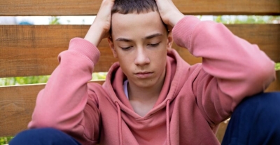 Depresia la copilul adolescent: Semne și faze - cum ne putem ajuta copilul