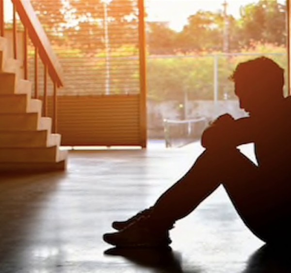 Suicidul în rândul adolescenților: Care sunt semnalele de alarmă și cum poate fi prevenit