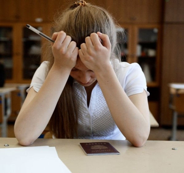 Pretestările pentru examenele naționale | Psiholog: „Atitudinea apropiaților poate crește sau diminua încrederea elevilor”