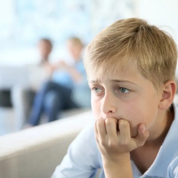 10 semne care iti pot arata ca adolescentul tau este stresat! Nu le ignora!