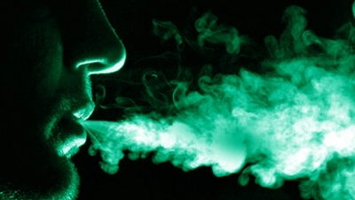 Fumatul în adolescență, libertate sau o lesă invizibilă? Avertismentul psihologilor