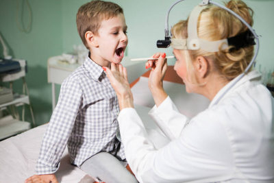 Medic ORL: ”După 14-16 ani amigdalele își pierd rolul de protecție în organism”