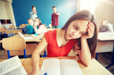 Trei motive pentru care adolescenții au probleme la școală